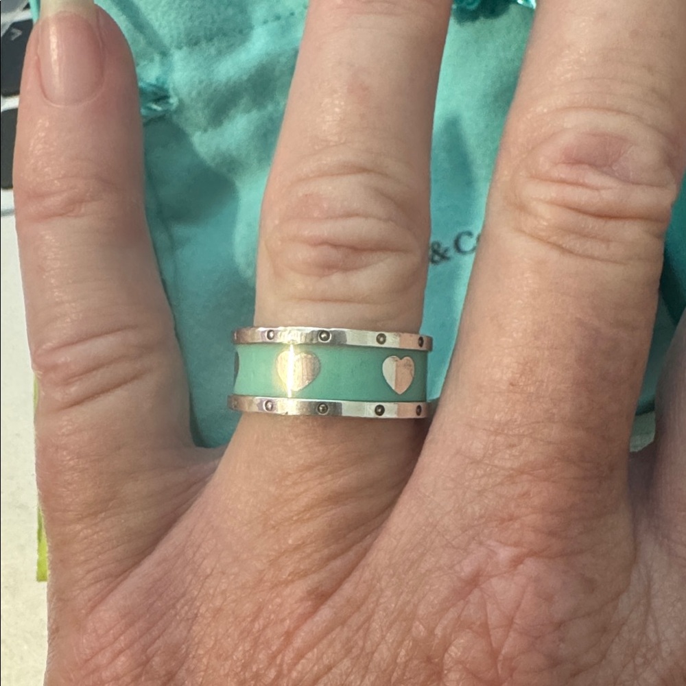 Tiffany & Co. Silver Heart Band - Picture 6 of 6